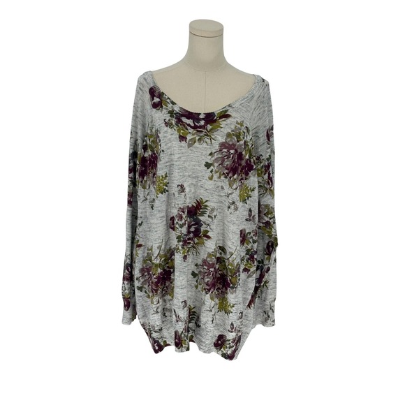 torrid Sweaters - Torrid Women's Gray Floral Print Knit Sweater Size 5